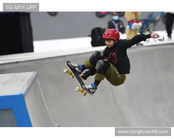 南京飞盘队在世界滑板锦标赛中的精彩表现与状态分析 南京飞盘队在世界滑板锦标赛中的精彩表现与状态分析