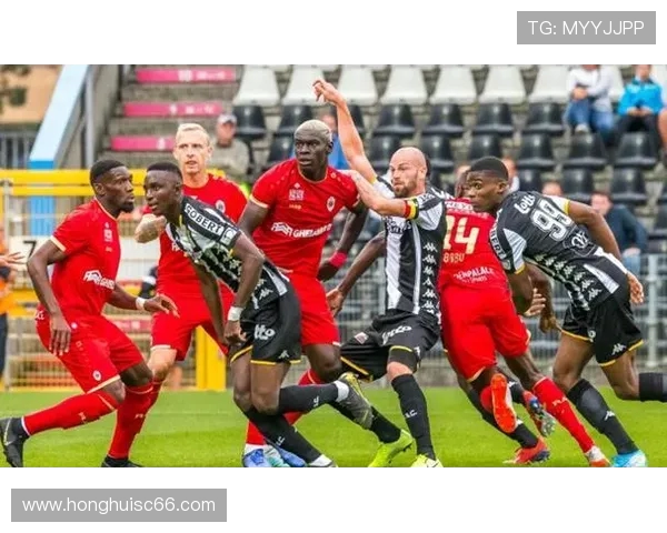 查内尔与安特卫普的精彩对决揭示了足球战术与团队协作的完美结合