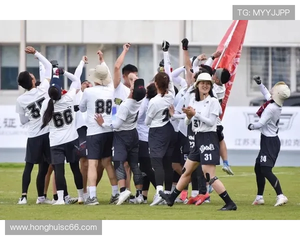 南京飞盘队的战术解析与控制技巧深度探讨 南京飞盘队的战术解析与控制技巧深度探讨